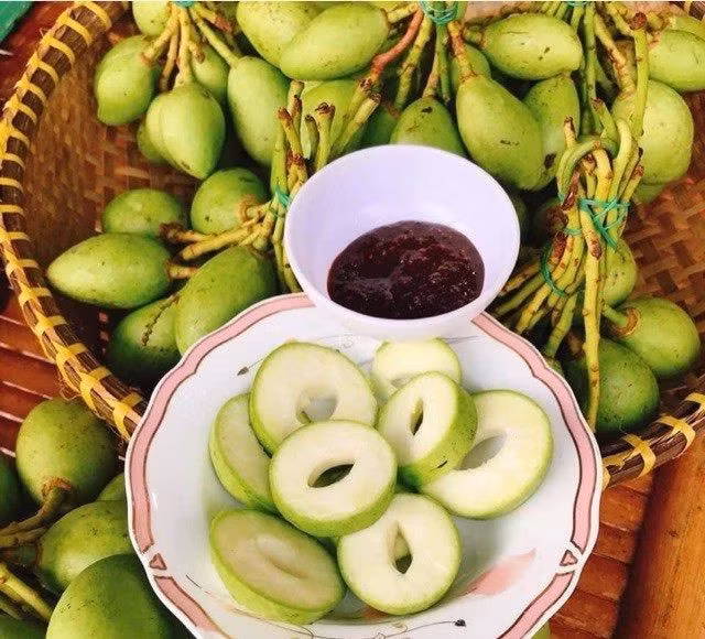 Những ai không nên ăn xoài?