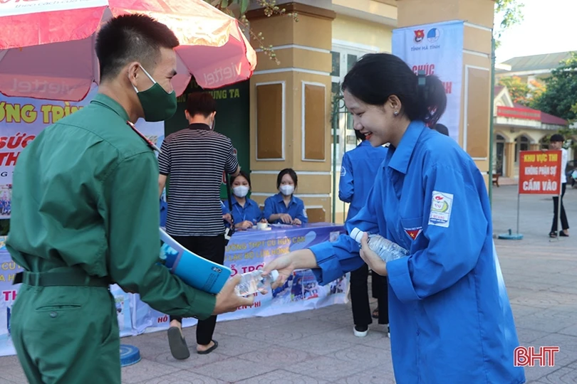 16.884 thí sinh Hà Tĩnh làm bài thi tổ hợp Khoa học tự nhiên và Khoa học xã hội