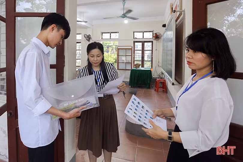 Thí sinh Hà Tĩnh thoải mái bước vào môn đầu tiên Kỳ thi tốt nghiệp THPT 2023