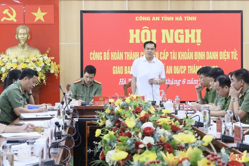 Hà Tĩnh là một trong 4 địa phương đầu tiên cả nước hoàn thành kích hoạt tài khoản định danh điện tử