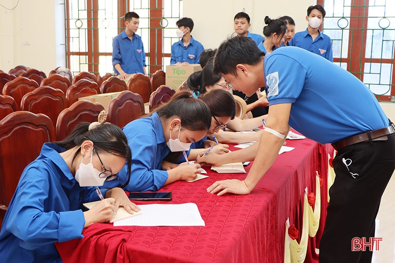 Cẩm Xuyên tiếp nhận 265 đơn vị máu