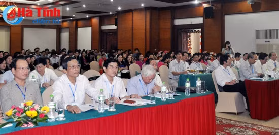 Đại thi hào dân tộc - Danh nhân Văn hóa thế giới trong chương trình ngữ văn phổ thông ảnh 2