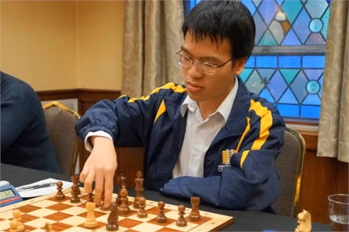 Quang Liêm đã vượt qua chính mình sau khi đăng quang Giải cờ Spice Cup 2015. Ảnh: facebook