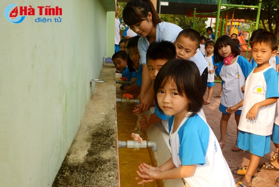 Xây dựng công trình nước sạch trường học: Khó chồng lên... khó! ảnh 2 Xây dựng công trình nước sạch trường học: Khó chồng lên... khó! ảnh 2