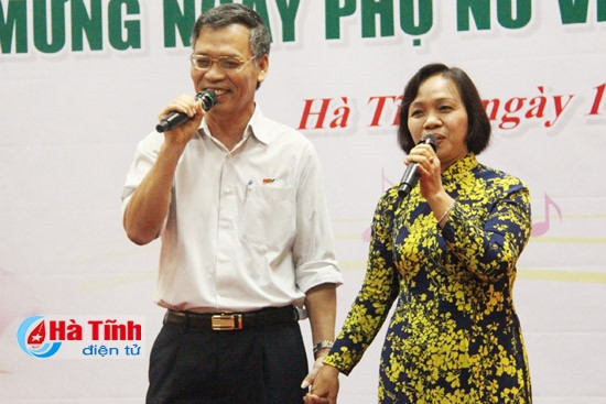 CLB Nhà báo nữ - Agribank Hà Tĩnh giao lưu văn nghệ mừng ngày 20/10 ảnh 3