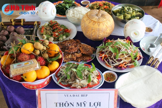 Thi “Vua đầu bếp nam” mừng ngày Phụ nữ Việt Nam ảnh 5