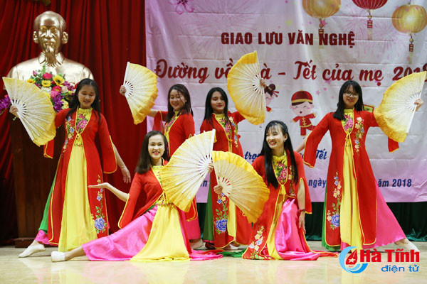 mang tet yeu thuong ve vung kho khan