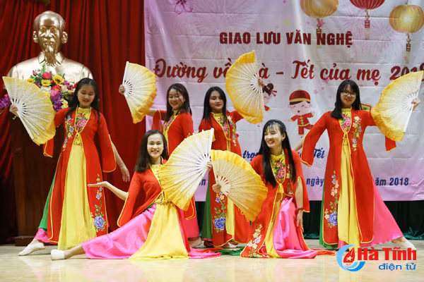 mang tet yeu thuong ve vung kho khan