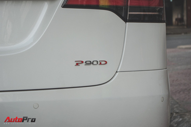 can canh chiec xe dien tesla model x p90d dau tien ve viet nam