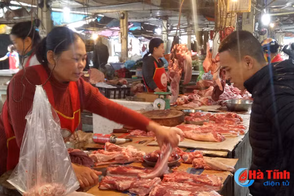 thi truong tet o ha tinh hang phong phu suc mua yeu