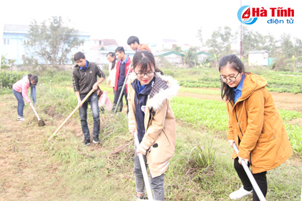 am ap vi tieng cuoi tuoi tho tai lang tre sos ha tinh