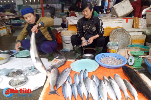 thi truong tet o ha tinh hang phong phu suc mua yeu