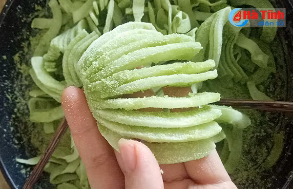 9x ha tinh chia se cach lam mut dua hoa cuc tuyet dep don tet