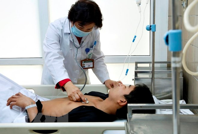 Ba ngày nghỉ Tết, 388 trường hợp nhập viện do ngộ độc rượu ảnh 1 ba ngay nghi tet 388 truong hop nhap vien do ngo doc ruou