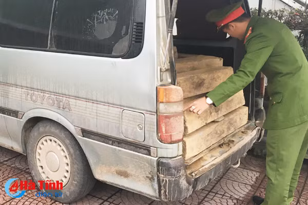 o to 9 cho duoc lot het ghe ngoi de chat day go lim lau