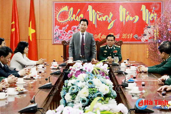 lanh dao tinh chuc tet giao nhiem vu cac don vi truc dem giao thua