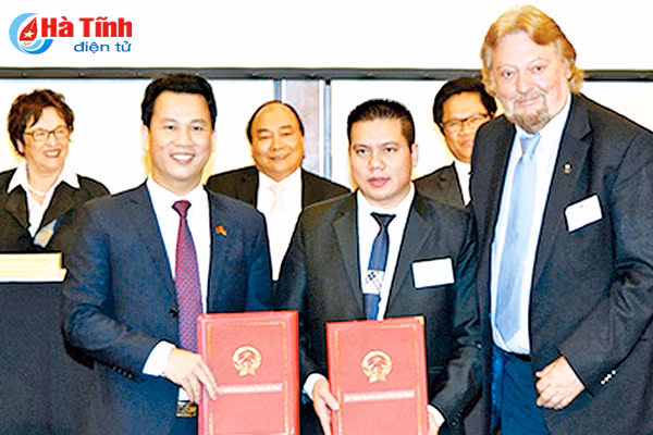 dieu hanh linh hoat hieu qua hoan thanh cac muc tieu phat trien kt xh