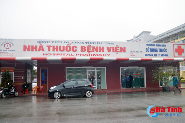 cac benh vien ha tinh khong co tet phuc vu nguoi benh nhu ngay thuong