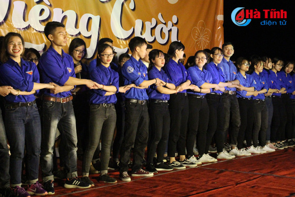 am ap vi tieng cuoi tuoi tho tai lang tre sos ha tinh