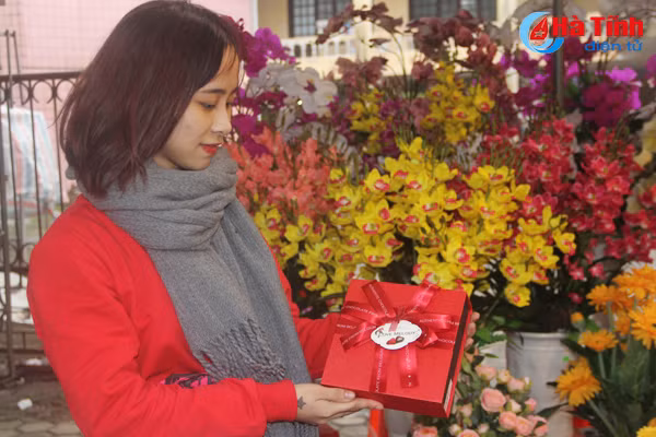 thoa suc chon hoa tuoi chocolate cho ngay le tinh nhan