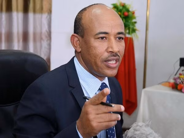 bo truong quoc phong ethiopia bac bo kha nang quan doi len nam quyen