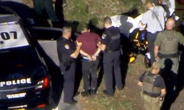 the gioi ngay qua xa sung tai truong hoc o my it nhat 17 nguoi chet