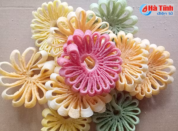 9x ha tinh chia se cach lam mut dua hoa cuc tuyet dep don tet