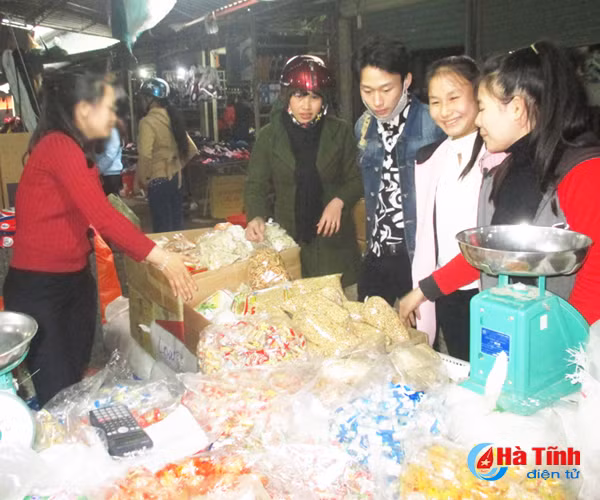 banh keo ba khong tran lan thi truong