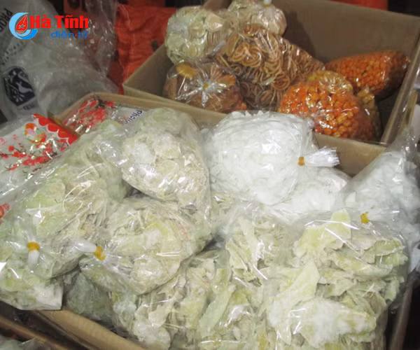 banh keo ba khong tran lan thi truong