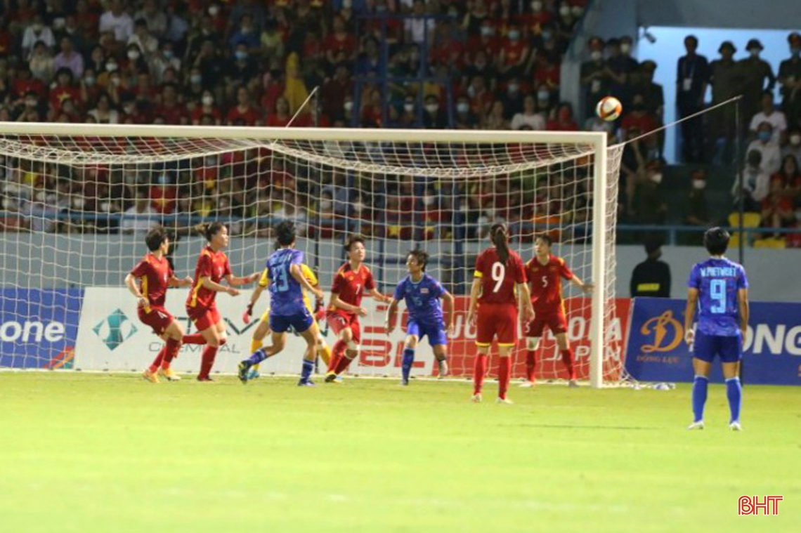 Thắng kịch tính trước Thái Lan, Việt Nam vô địch bóng đá nữ SEA Games 31