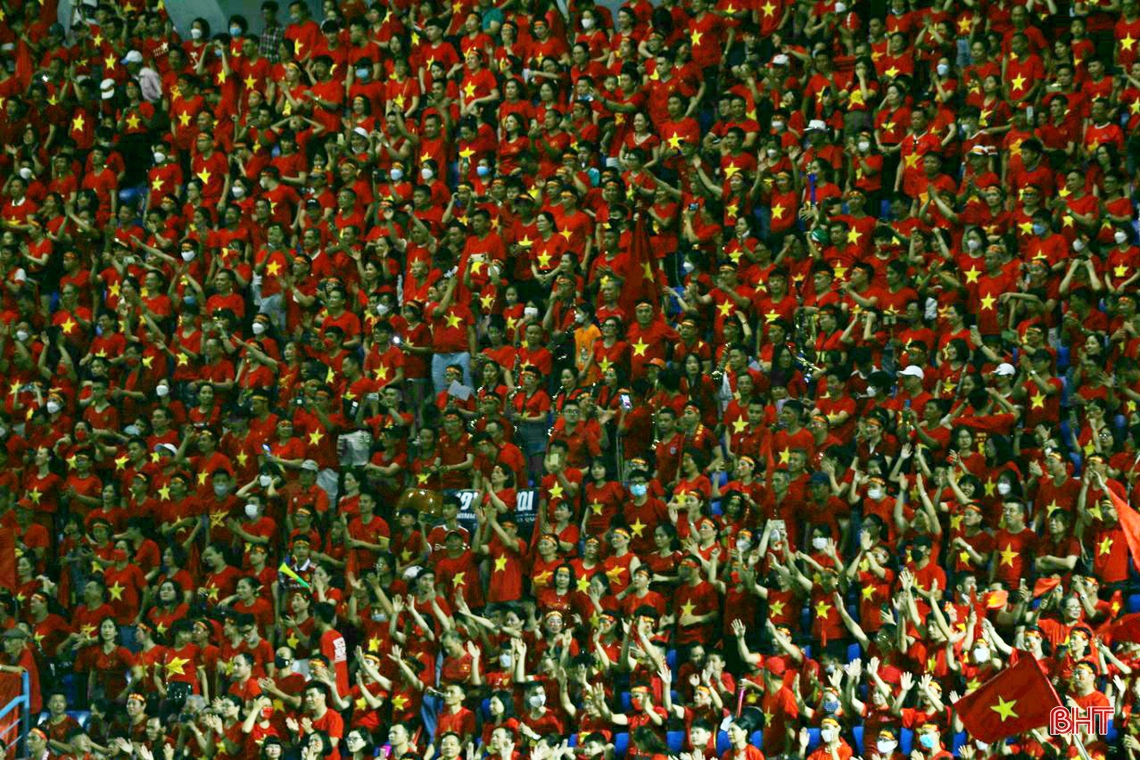 Thắng kịch tính trước Thái Lan, Việt Nam vô địch bóng đá nữ SEA Games 31