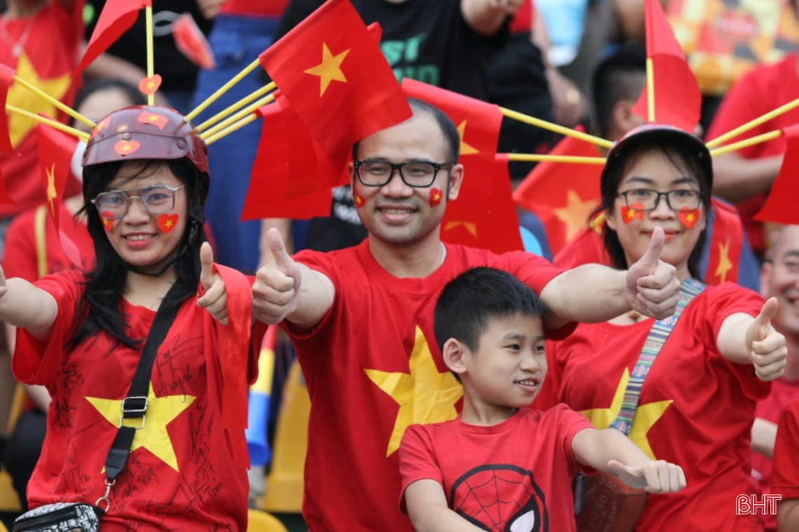 Thắng kịch tính trước Thái Lan, Việt Nam vô địch bóng đá nữ SEA Games 31