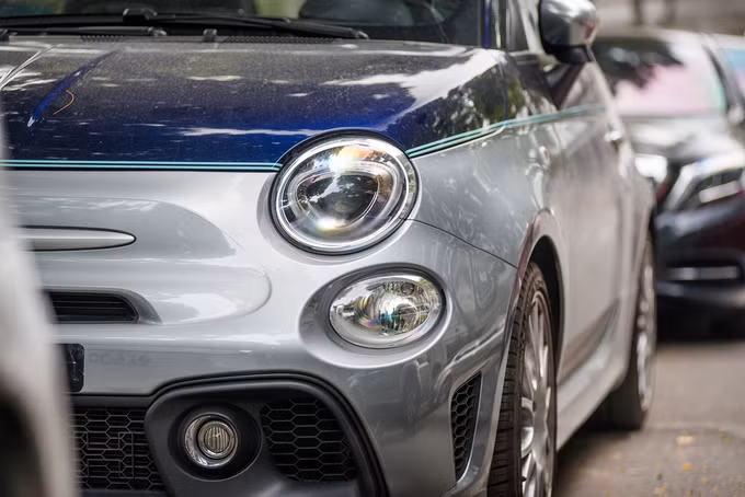 “Mui trần tí hon” Fiat 500 giá gần 3 tỷ tại Việt Nam