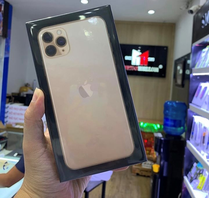 ​iPhone11 Pro Max bất ngờ xuất hiện tại Việt Nam