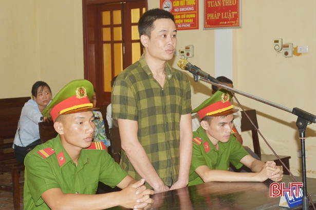 Mua ma túy đá về “phê”, 9X lĩnh 15 tháng tù giam