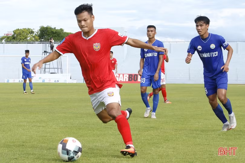 Hồng Lĩnh Hà Tĩnh quyết cống hiến trận cầu đẹp mắt trước giờ đăng quang Giải hạng Nhất quốc gia 2019