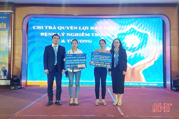 Khám, tư vấn sức khỏe miễn phí cho hơn 300 khách hàng Bảo Việt nhân thọ Hà Tĩnh