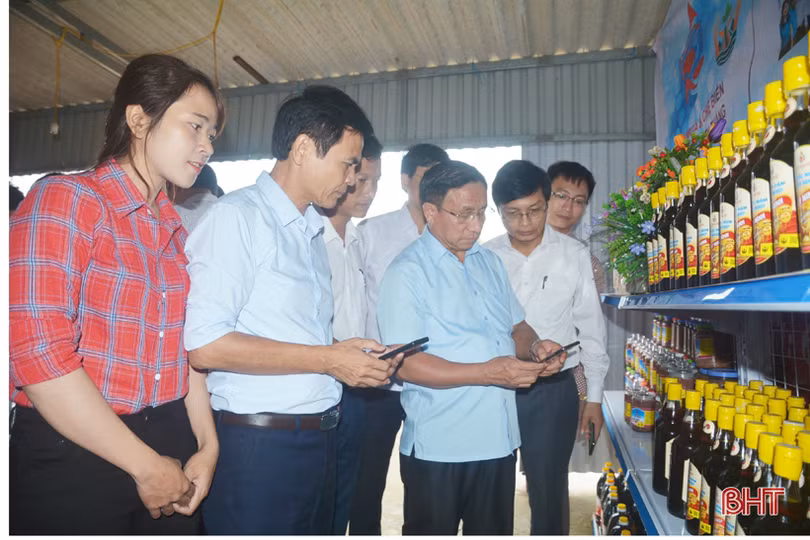 Bí thư Tỉnh ủy Hà Tĩnh: Xây dựng sản phẩm OCOP thành “sứ giả” văn hóa của từng địa phương