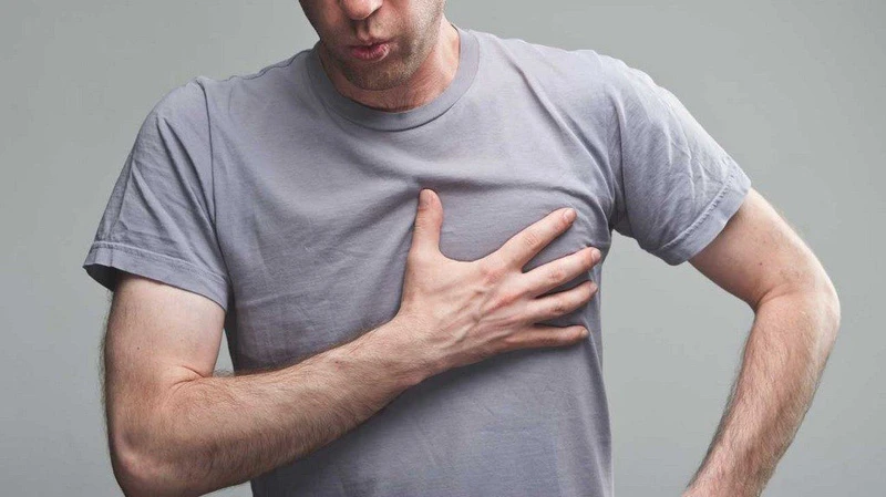 5 dấu hiệu cảnh báo bệnh lý tim mạch cần cấp cứu