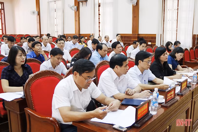 Bí thư Tỉnh ủy: Bài bản, cẩn trọng công tác cán bộ trong quá trình sáp nhập xã ở Cẩm Xuyên