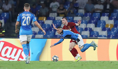 Van Dijk mắc sai lầm, ĐKVĐ Champions League thua sốc ngày ra quân ảnh 4 Van Dijk mắc sai lầm, ĐKVĐ Champions League thua sốc ngày ra quân