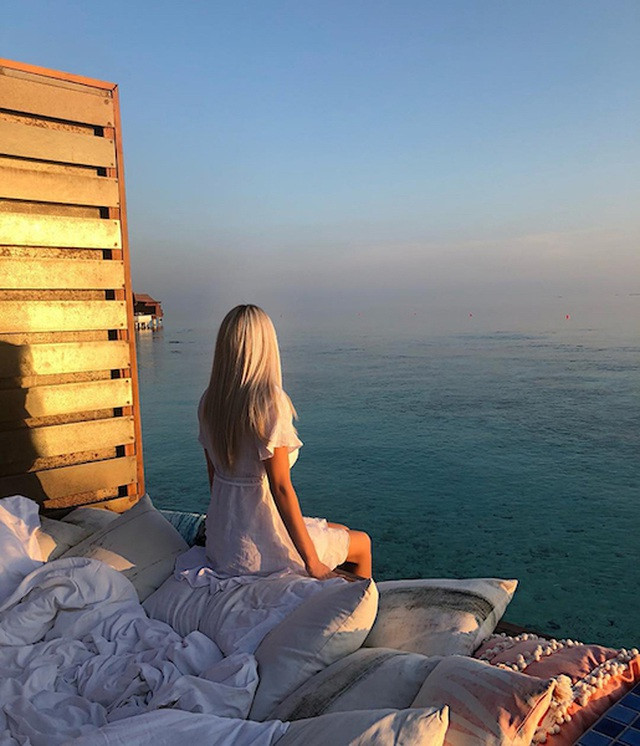 Dưới là đại dương, trên là trăng sao - đây có thể là nơi ngủ đẹp nhất thế giới