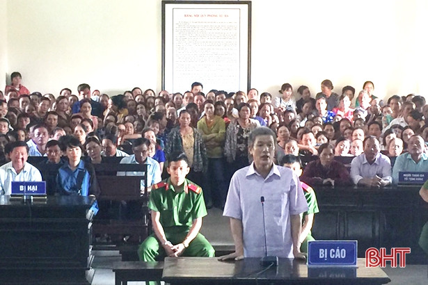 Nghi lấy trộm tiền, cậu dùng dao giết hại cháu ruột