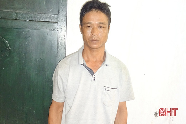 Lẻn vào nhà trộm xe máy bị gia chủ bắt tại trận