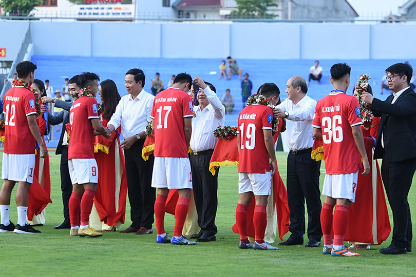 Hồng Lĩnh Hà Tĩnh đăng quang chức vô địch Giải hạng nhất quốc gia 2019