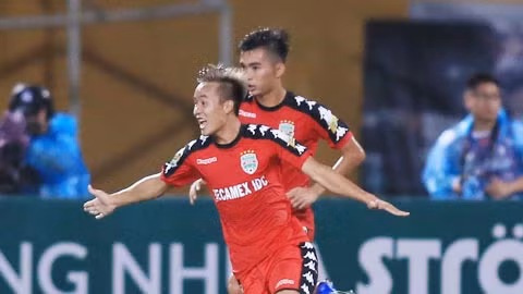 ĐT Việt Nam triệu tập: Thầy Park gọi Mạc Hồng Quân, Huy Toàn trở lại