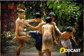 Podcast tản văn: Nhớ cơn mưa mùa cũ