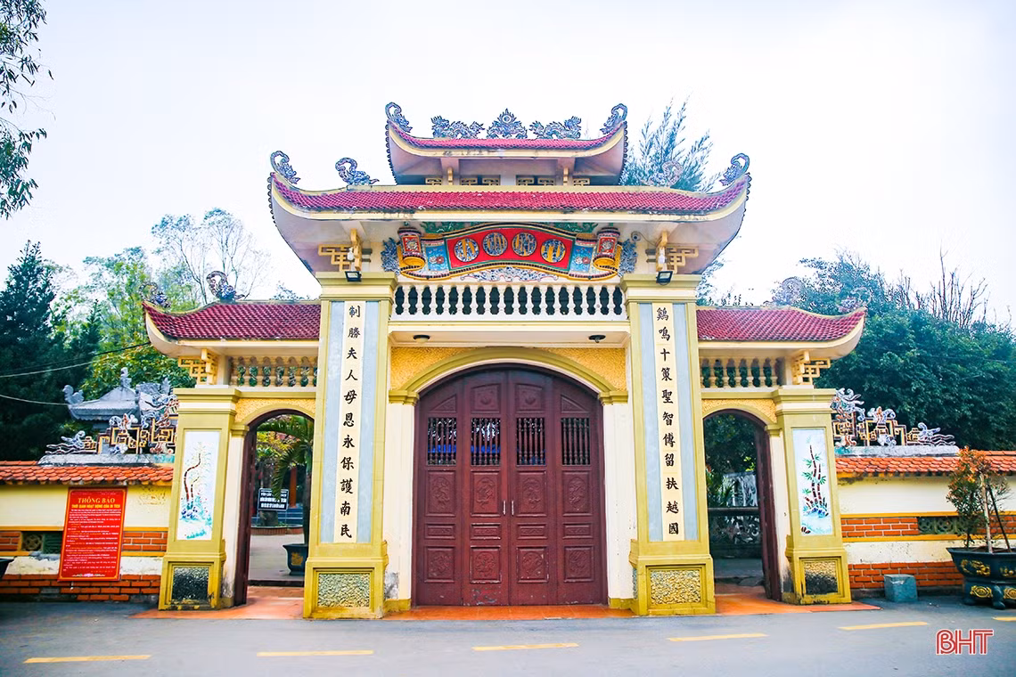 Ngắm đền thờ Chế thắng phu nhân Nguyễn Thị Bích Châu trước thềm lễ giỗ 646 năm