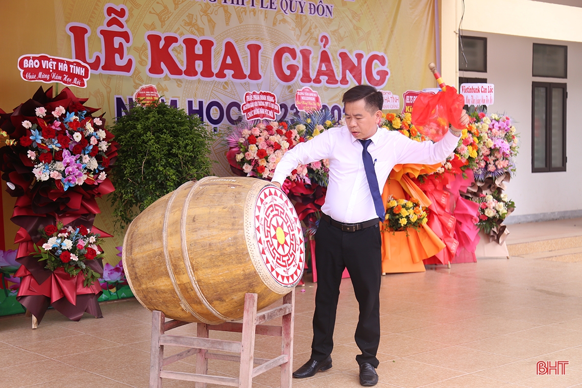 Các trường học ở Hà Tĩnh khai giảng năm học 2023 - 2024