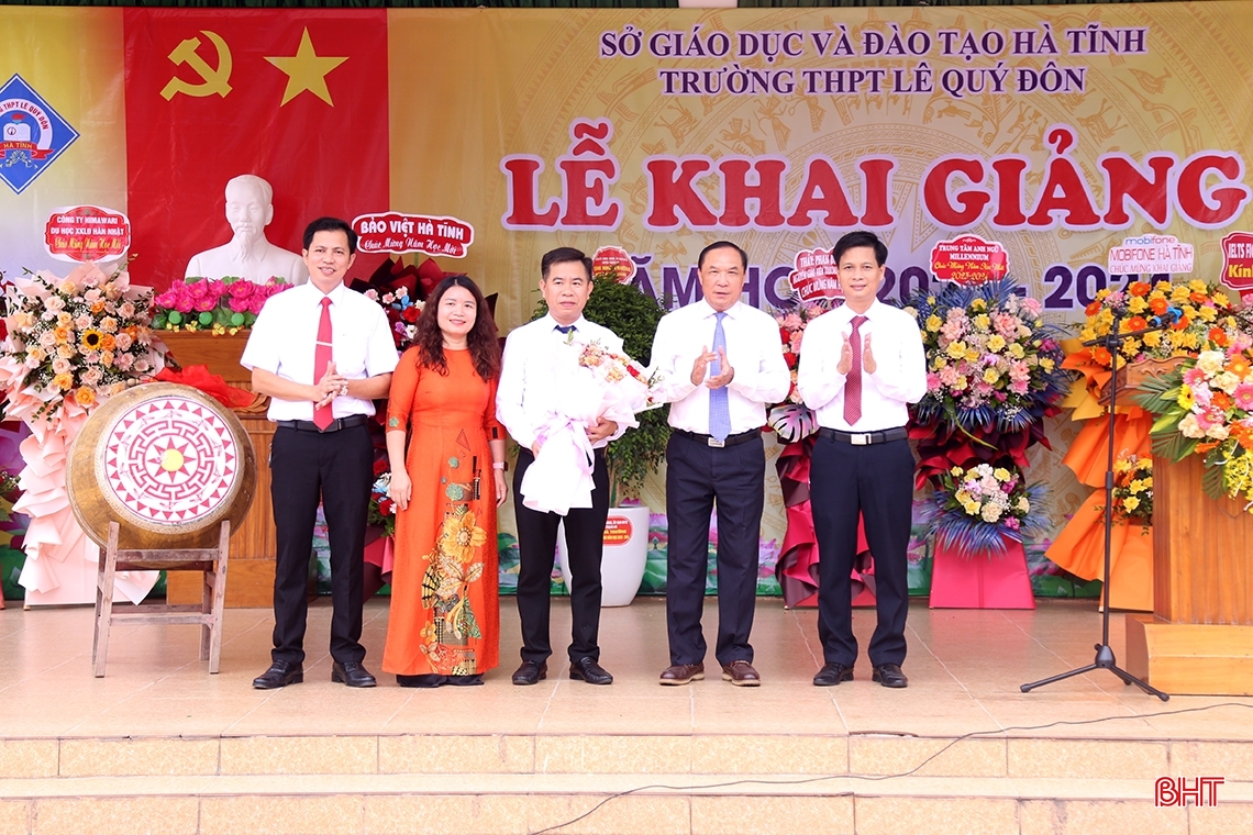 Các trường học ở Hà Tĩnh khai giảng năm học 2023 - 2024